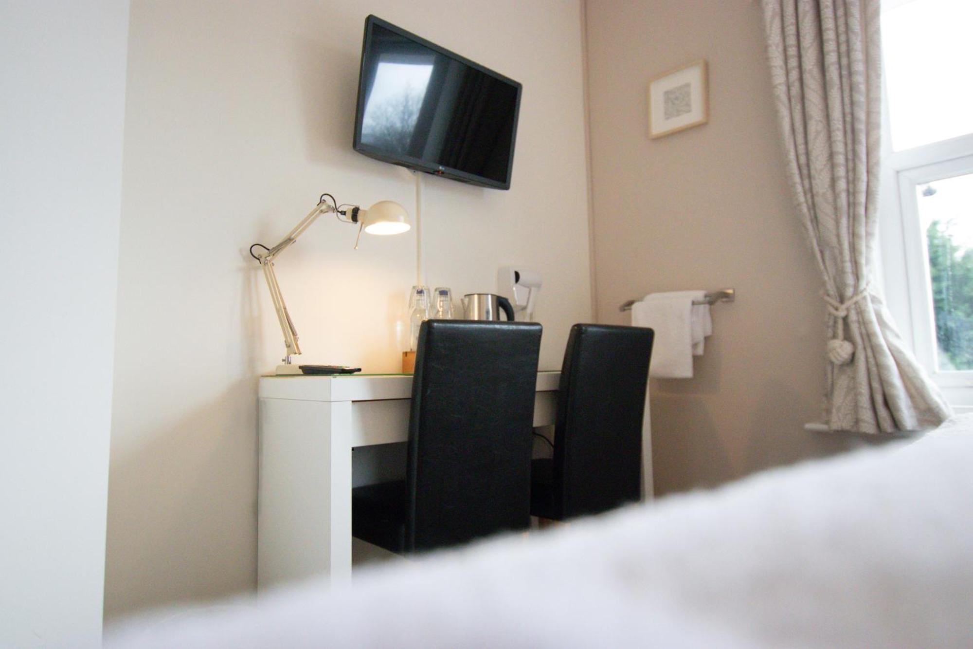 Poole Park House Hotel ภายนอก รูปภาพ