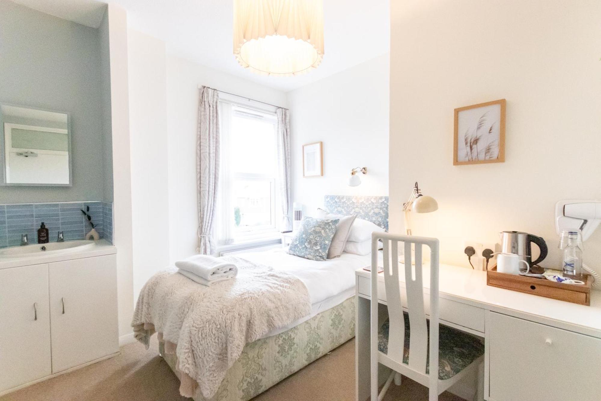 Poole Park House Hotel ภายนอก รูปภาพ